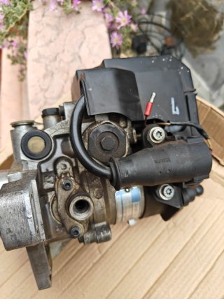 Pompa Lucas Mercedes w 202 6040700201  ER0053