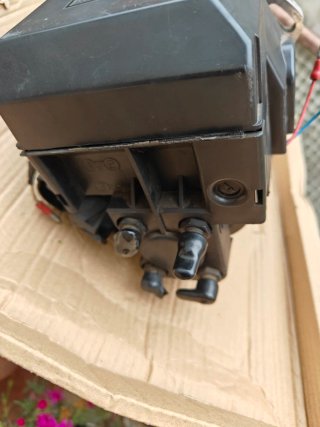 Pompa Lucas Mercedes w 202 6040700201  ER0053