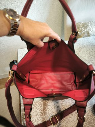 Bolso polipiel color burdeos nuevo