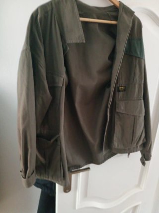 Chaqueta verde militar
