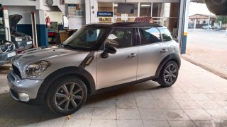 MINI Countryman 2012