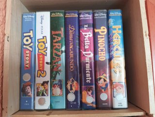 Film VHS in vendita per unità