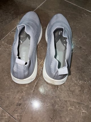 Zapatillas grises talla 37