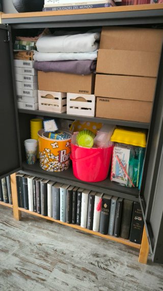 4 Muebles de almacenaje Ikea Metal Madera