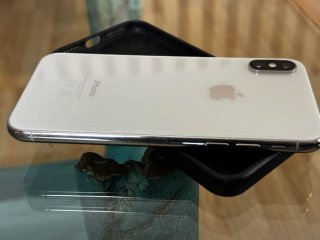 iPhone XS 64GB Plata - Batería 100%