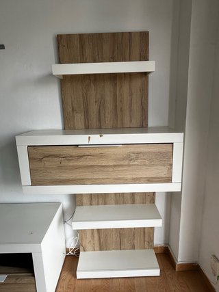 Muebles de salón modernos, en total 4 muebles