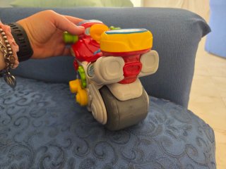 Moto giocattolo per bambini clementoni
