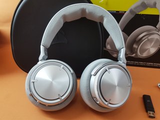 Auriculares Gaming Corsair Virtuoso MAX Inalámbric