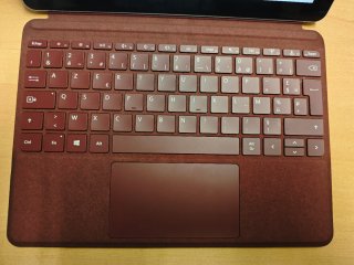 Microsoft Surface Go 1825 con Teclado