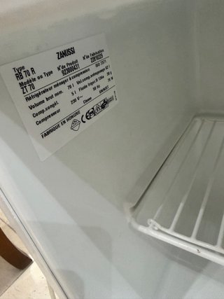 Nevera pequeña Zanussi
