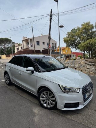Audi A1 SPORTBACK 2016PEGATINA C POCOS KMS OCASION