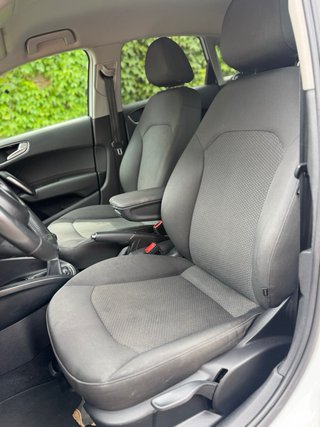 Audi A1 SPORTBACK 2016PEGATINA C POCOS KMS OCASION