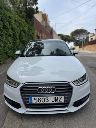 Audi A1 SPORTBACK 2016PEGATINA C POCOS KMS OCASION