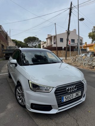 Audi A1 SPORTBACK 2016PEGATINA C POCOS KMS OCASION