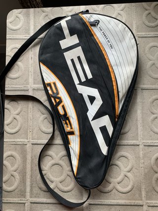 Pala de pádel Kuikma 120, con funda HEAD.