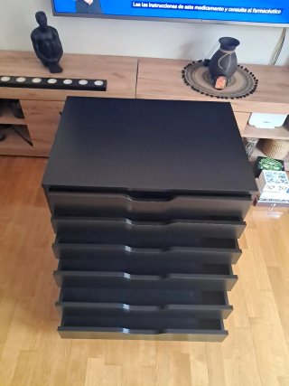 Cajonera de madera negra