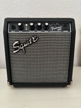 Amplificador Fender Squier Frontman 10G