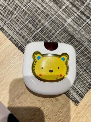 Móvil proyector cuna bebé con música y luces