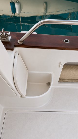 Barco Gallart 8 MP