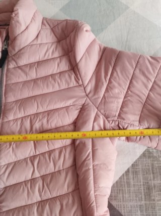 Cazadora acolchada rosa mujer