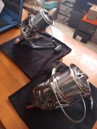 2 Carretes Pesca 10000