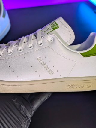 Adidas Stan Smith x Star Wars Yoda