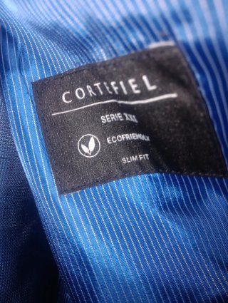 Traje chaqueta azul corte fiel
