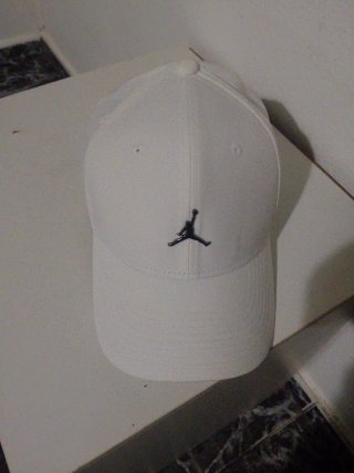 Gorra Jordan Blanca Jumpman