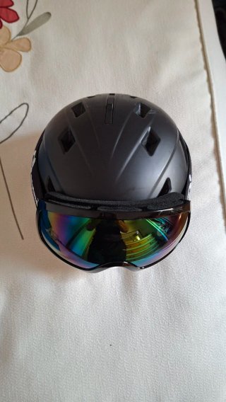 Casco de esquí negro Odoland