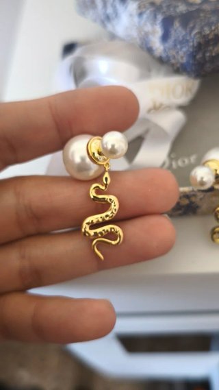 Pendientes Dior Serpiente Perla Dorados