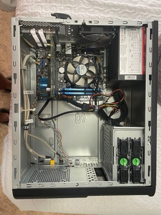 PC Sobremesa Acer Negro