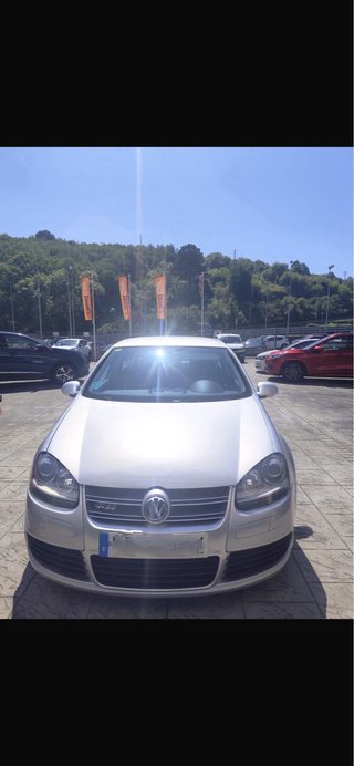 Volkswagen Golf 2006 R32