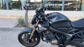 Honda CB650R 2024 Negra