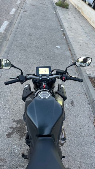Honda CB650R 2024 Negra
