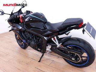 HONDA CBR 650 R