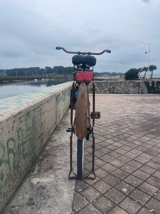 Bicicleta Urbana Blanca y Marrón