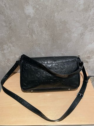 Bolso Guess Negro Logomania Nuevo con Etiquetas