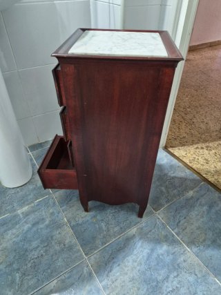 Mueble auxiliar clásico madera y mármol