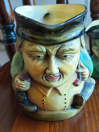 2 Jarras Toby Jug Hombre Fumando