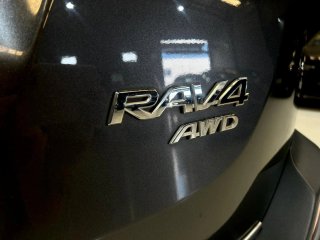 Toyota RAV4.
