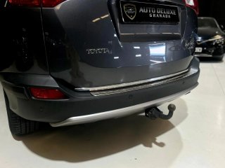 Toyota RAV4.