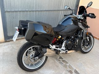 BMW F900R Negra y Plata