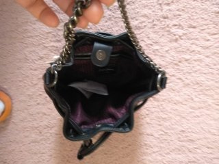 Bolso Pepe Jeans negro con tachuelas