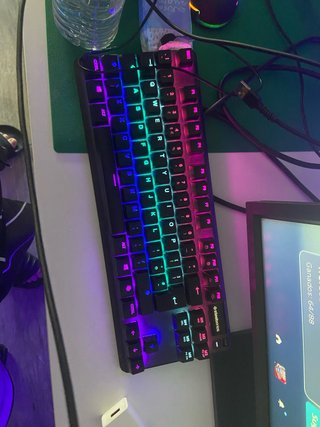 Teclado Gaming SteelSeries Multicolor apex pro tkl