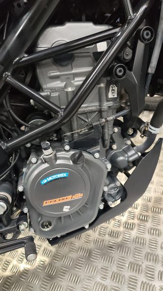 KTM Duke 125