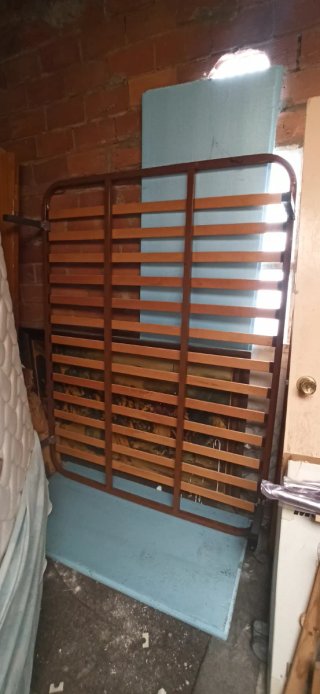 Somier 135x180 con patas
