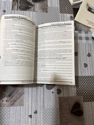 Manual de Instrucciones Yaesu VX-2E Español