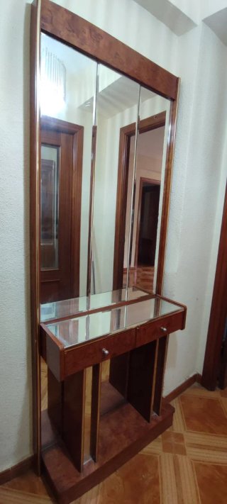 Entradita con espejo y 2 cajones