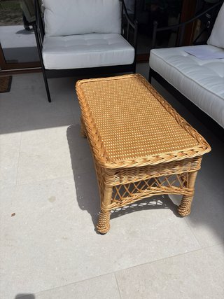 Mesa ratán natural exterior
