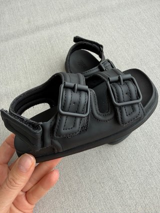 Sandalias nuevas, Tamaño 24 ( ZARA)